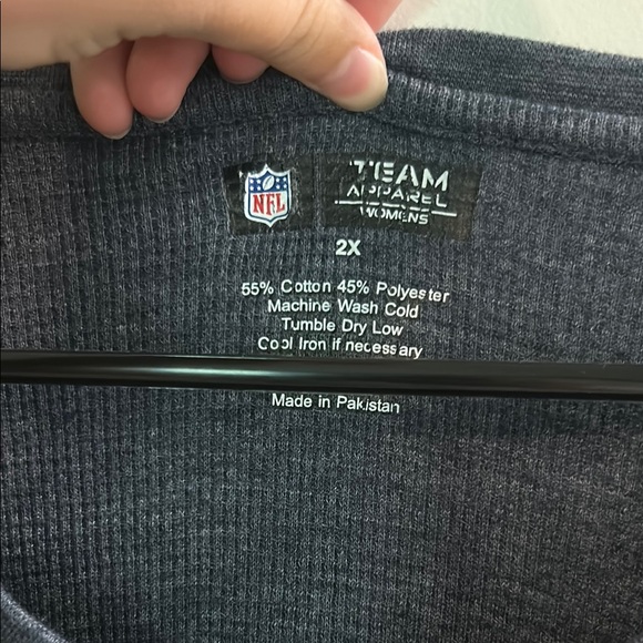 Chicago Bears long sleeve - Picture 2 of 5